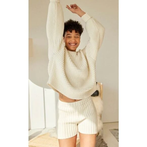 The Knotty Ones Pants - NWT The Knotty Ones Off-White Pilnatis Cotton Shorts Sz. S/M